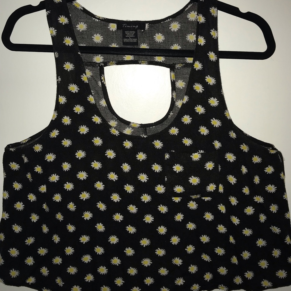 Vintage black crop top with daisies